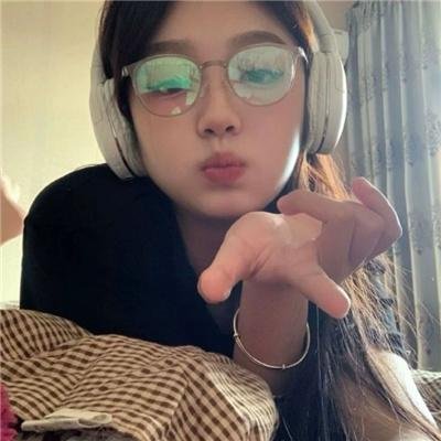 她不土，她是我妹妹